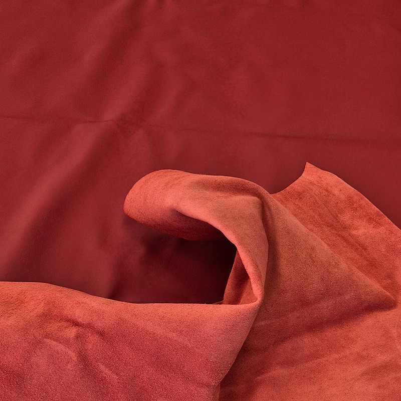 Mercedes Nappaleder | klassikrot 2.5 qm | halbe Haut Mercedes Nappaleder | klassikrot 2.5 qm | halbe Haut