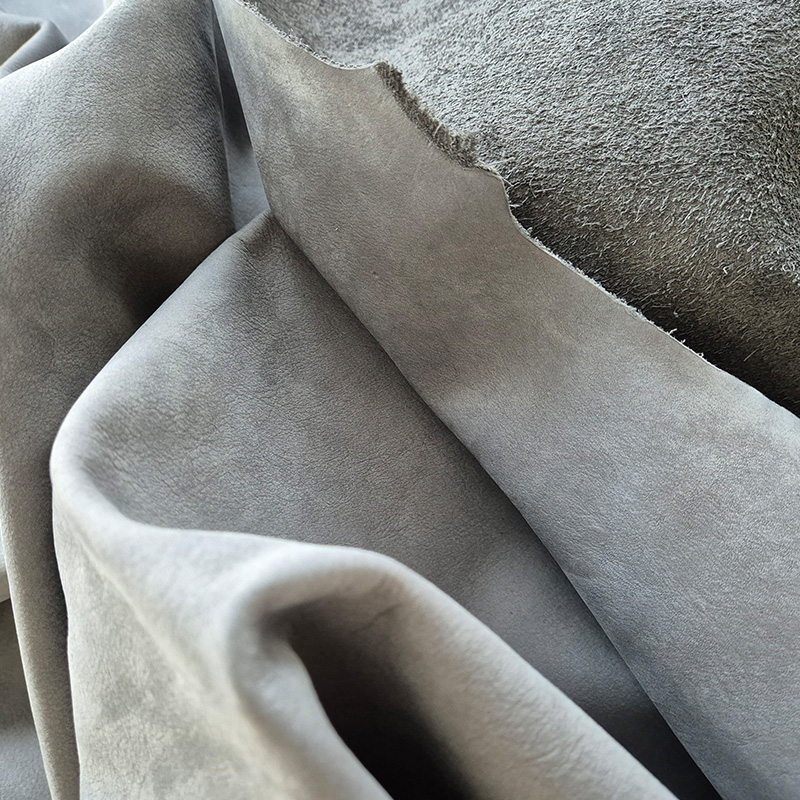 Nubukleder grau 4.63 qm | 1 ganze Haut Nubukleder grau 4.63 qm | 1 ganze Haut